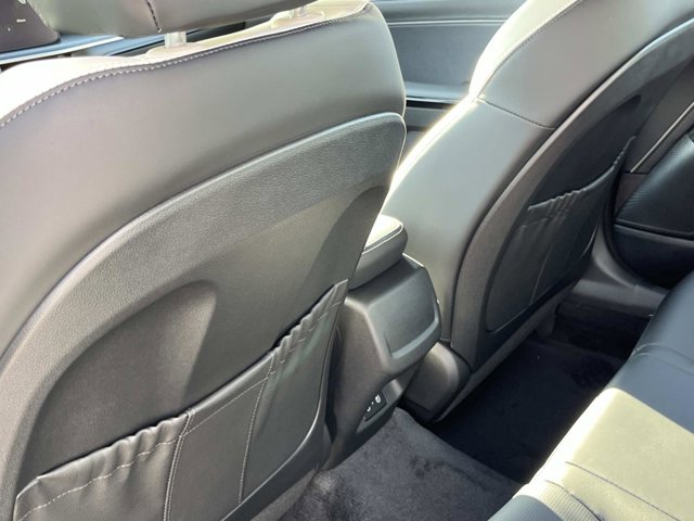 2026 Kia K5 GT-Line Image 18 of 32