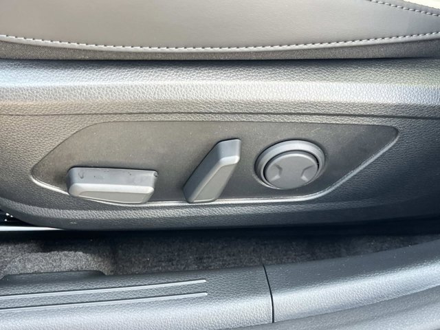 2026 Kia K5 GT-Line Image 20 of 32