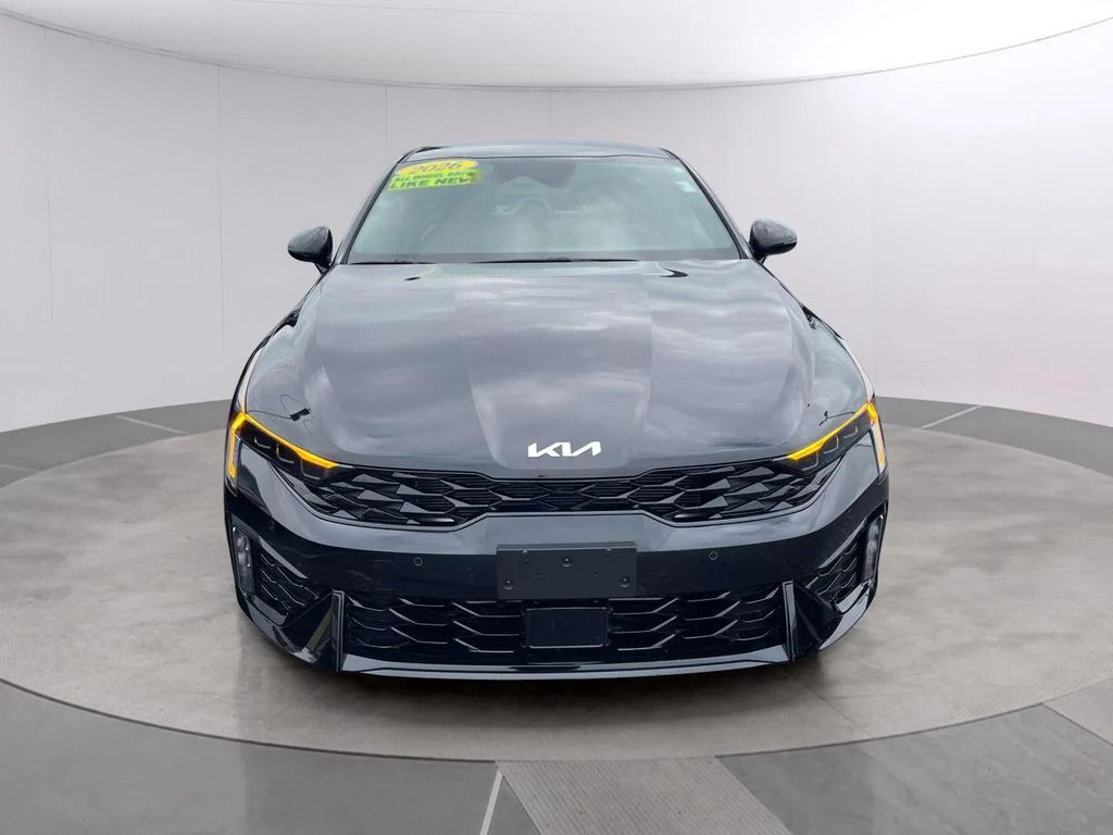 2026 Kia K5 GT-Line Image 2 of 27
