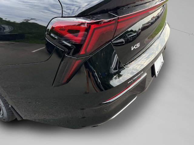 2026 Kia K5 GT-Line Image 6 of 32