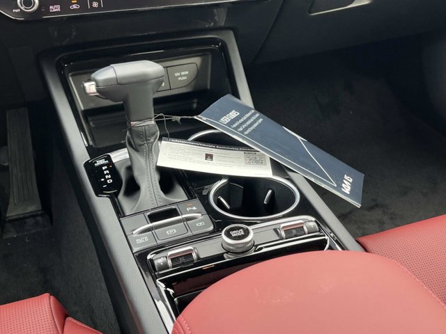 2026 Kia K5 GT-Line Image 22 of 32