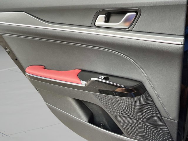 2026 Kia K5 GT-Line Image 24 of 32