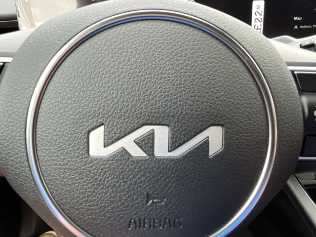 2026 Kia K5 GT-Line Image 16 of 32