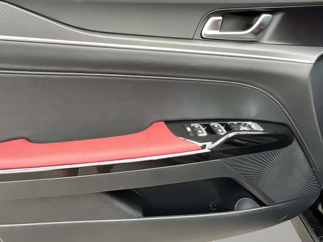 2026 Kia K5 GT-Line Image 23 of 32