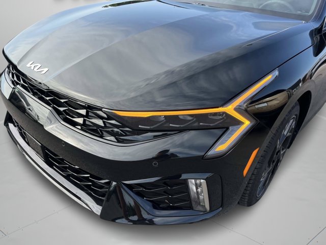 2026 Kia K5 GT-Line Image 2 of 31