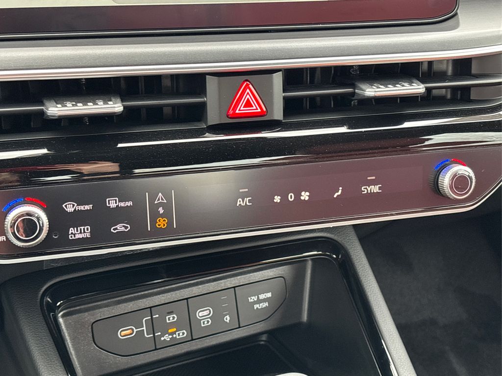 2026 Kia K5 GT-Line Image 15 of 31