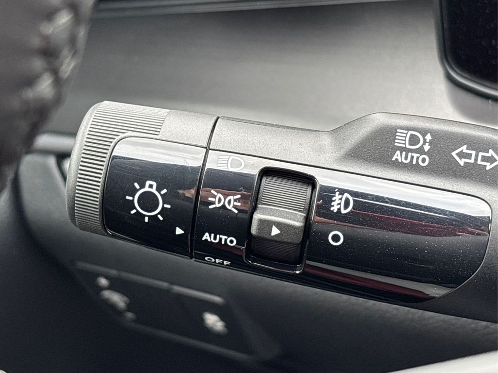 2026 Kia K5 GT-Line Image 26 of 31