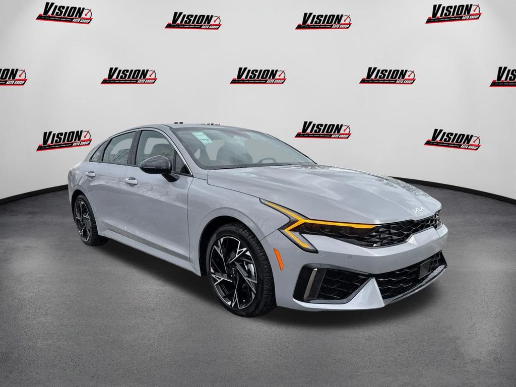 2026 Kia K5 GT-Line Image 3 of 31