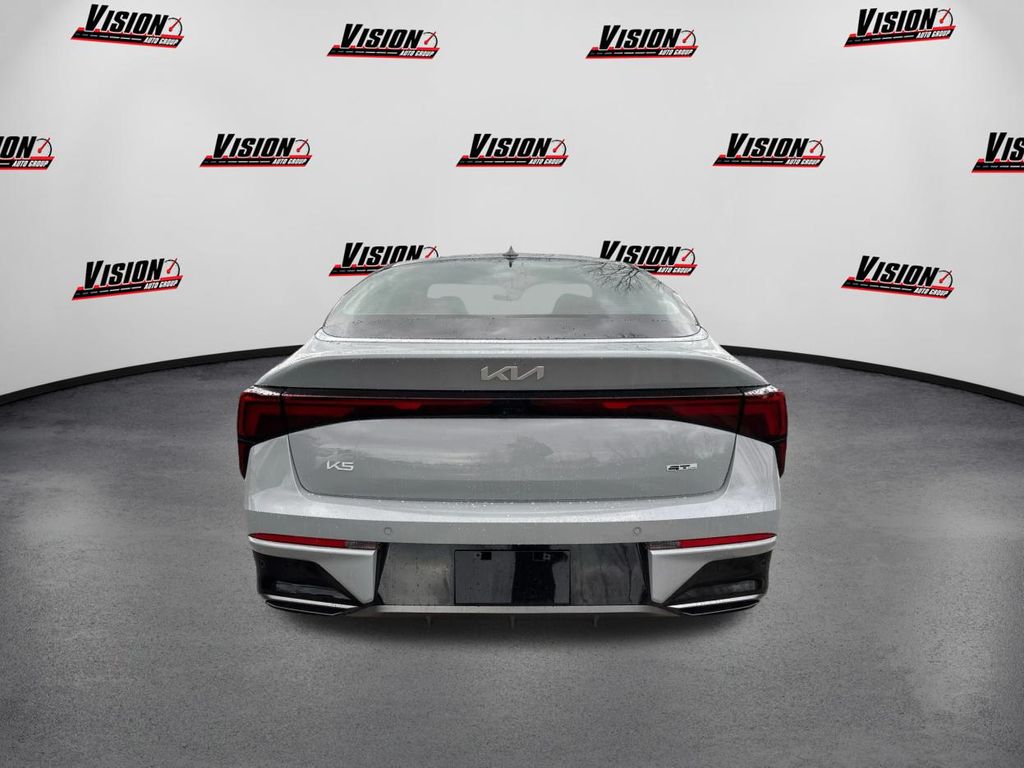 2026 Kia K5 GT-Line Image 6 of 31