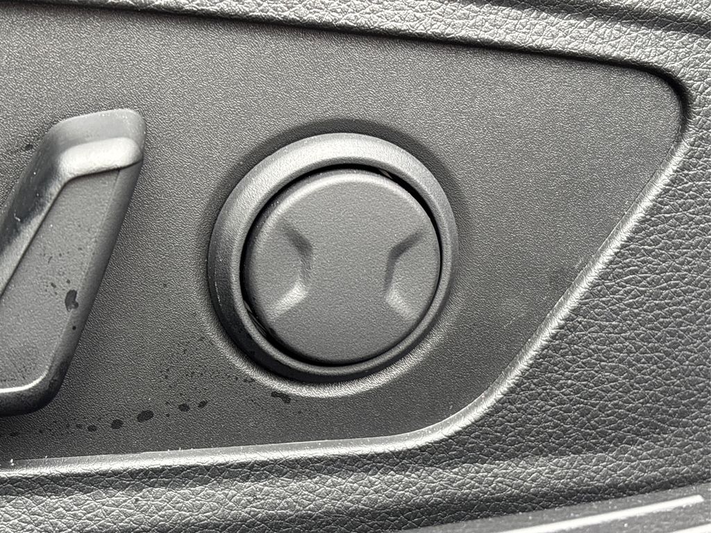 2026 Kia K5 GT-Line Image 21 of 31