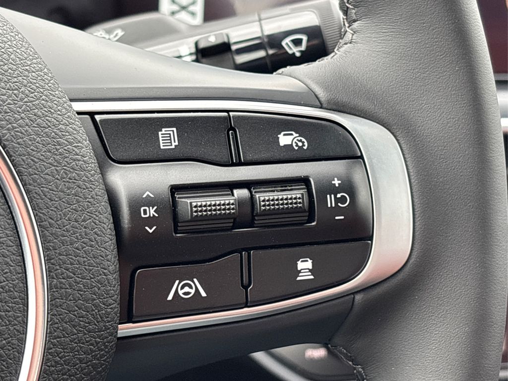 2026 Kia K5 GT-Line Image 28 of 31