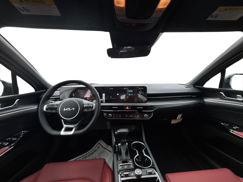 2026 Kia K5 GT-Line Image 11 of 31