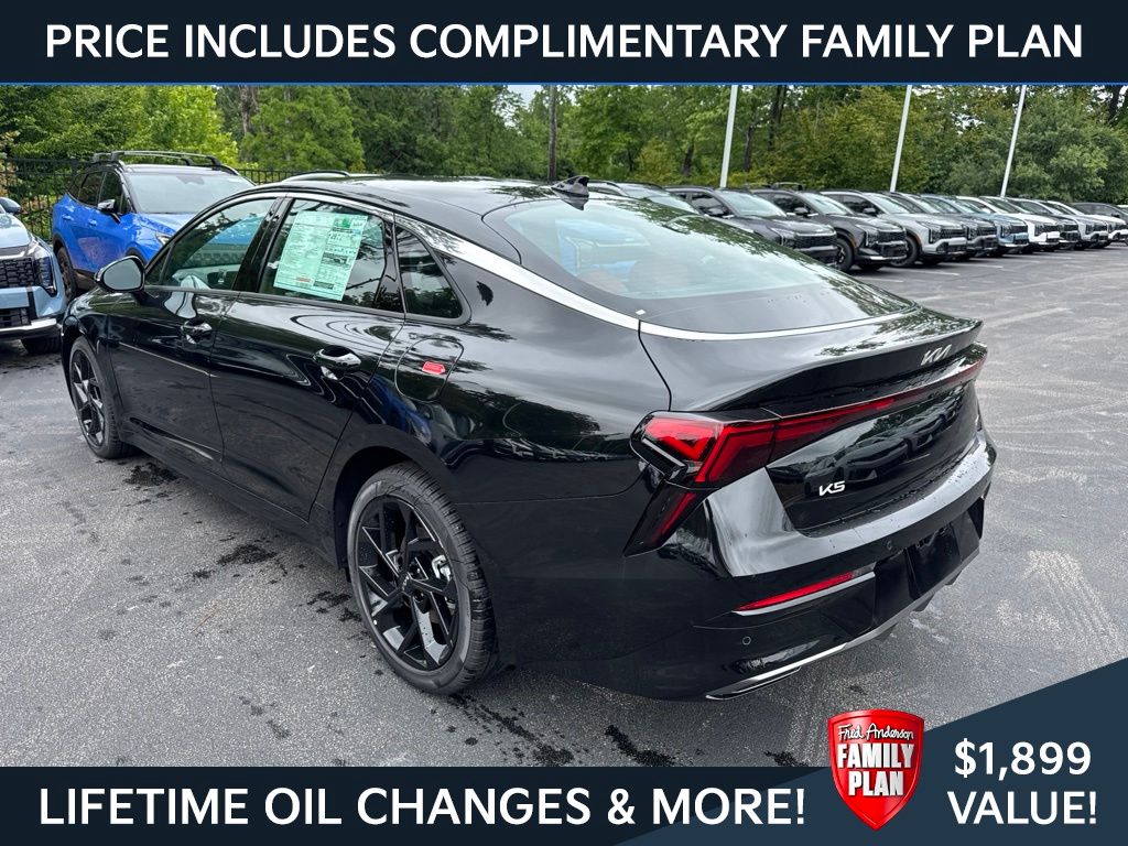 2026 Kia K5 GT-Line Image 3 of 22