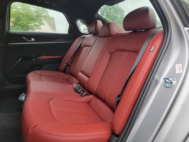 2026 Kia K5 GT-Line Image 17 of 39