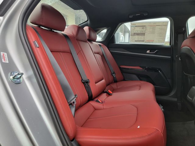 2026 Kia K5 GT-Line Image 16 of 39