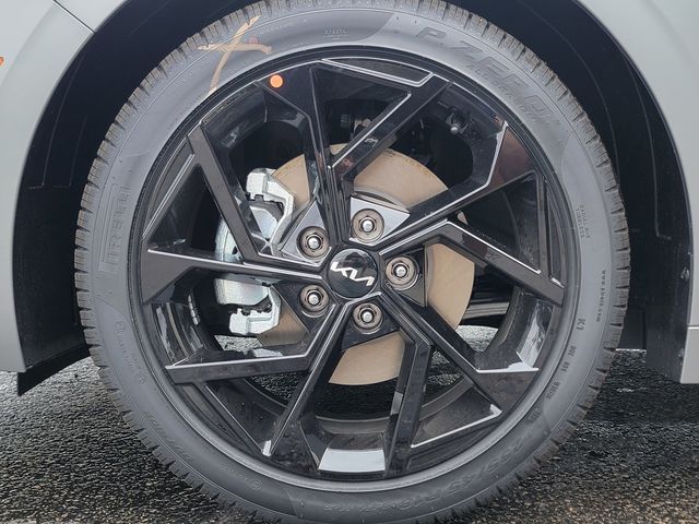 2026 Kia K5 GT-Line Image 10 of 39