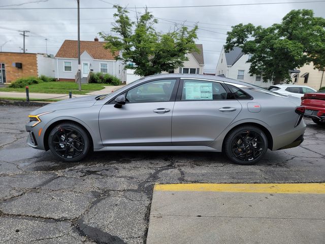 2026 Kia K5 GT-Line Image 8 of 39