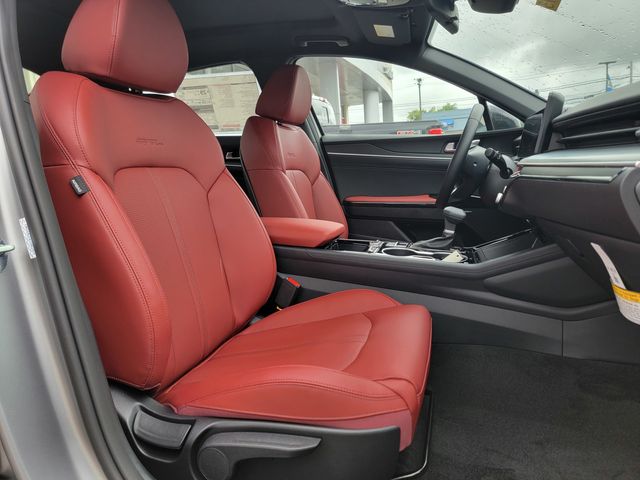 2026 Kia K5 GT-Line Image 14 of 39