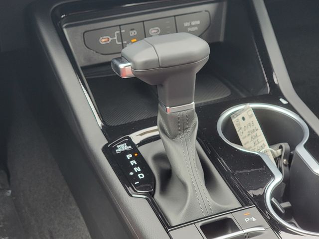 2026 Kia K5 GT-Line Image 30 of 39