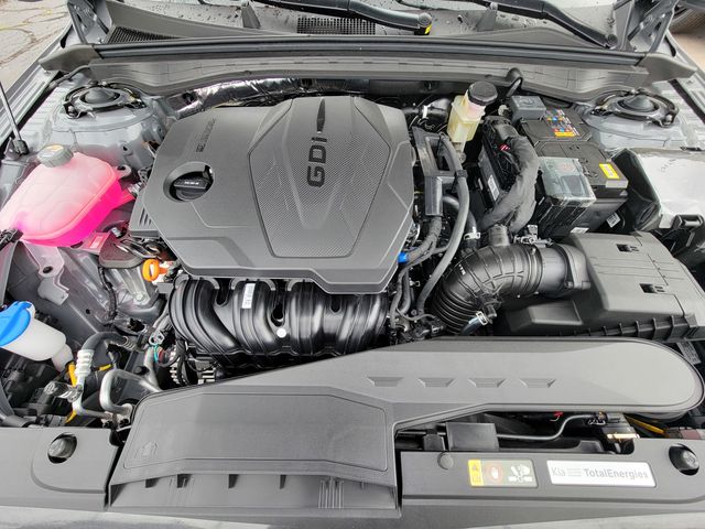 2026 Kia K5 GT-Line Image 9 of 39