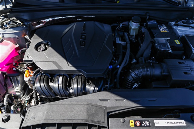 2026 Kia K5 GT-Line Image 8 of 25