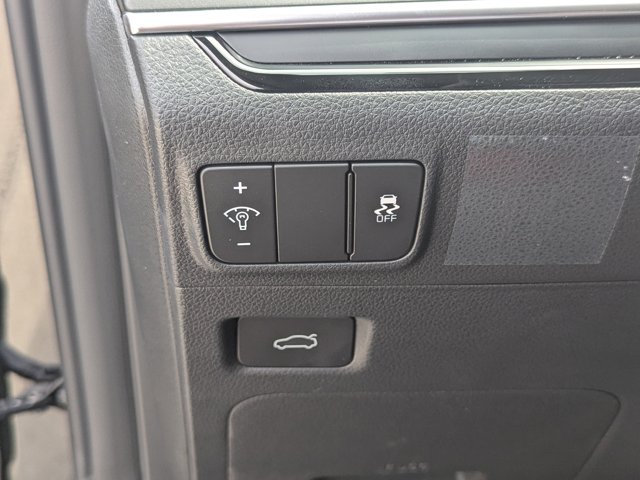 2026 Kia K5 GT-Line Image 23 of 33