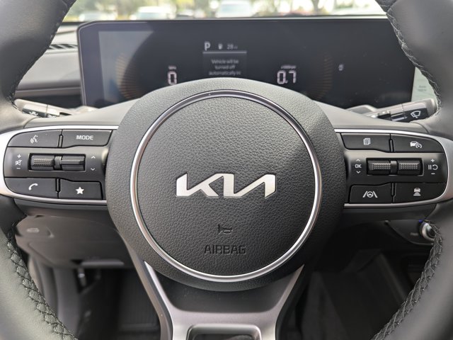 2026 Kia K5 GT-Line Image 24 of 33