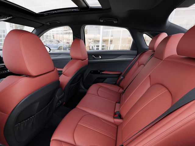 2026 Kia K5 GT-Line Image 11 of 27