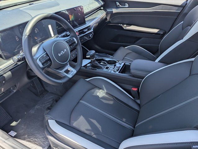 2026 Kia K5 GT-Line Image 27 of 31