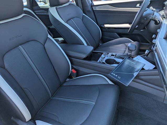 2026 Kia K5 GT-Line Image 12 of 31
