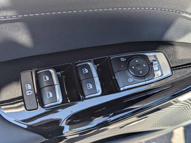 2026 Kia K5 GT-Line Image 28 of 31