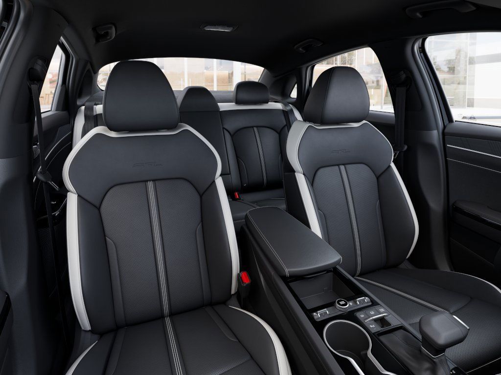 2026 Kia K5 GT-Line Image 12 of 27