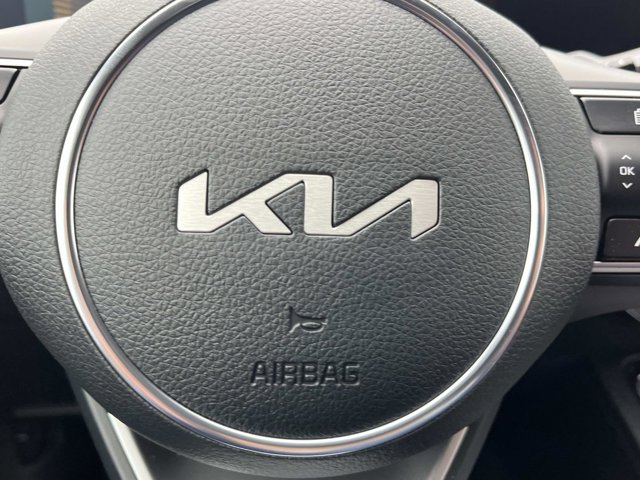 2026 Kia K5 GT-Line Image 16 of 33