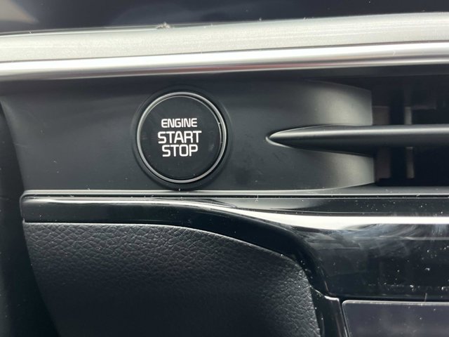 2026 Kia K5 GT-Line Image 15 of 33