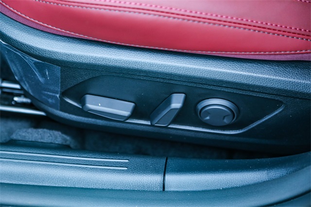 2026 Kia K5 GT-Line Image 20 of 25