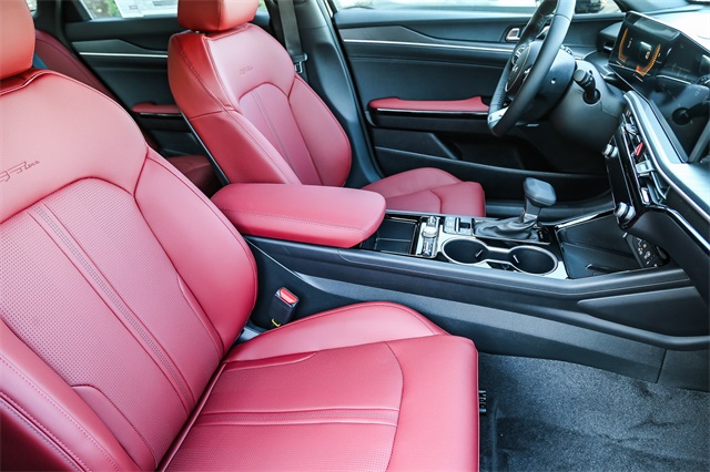 2026 Kia K5 GT-Line Image 14 of 25