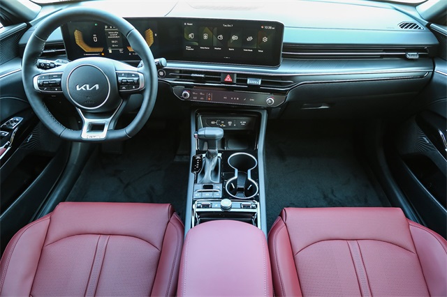 2026 Kia K5 GT-Line Image 16 of 25