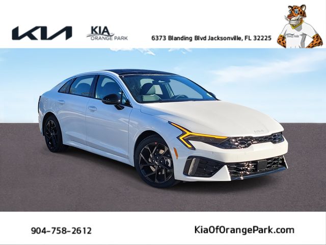 2026 Kia K5 GT-Line Image 2 of 33