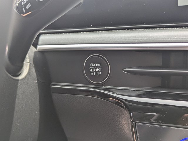 2026 Kia K5 GT-Line Image 27 of 34