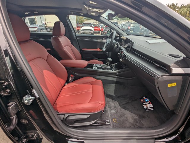 2026 Kia K5 GT-Line Image 11 of 34