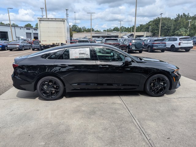 2026 Kia K5 GT-Line Image 4 of 34