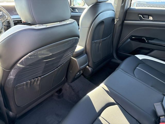 2026 Kia K5 GT-Line Image 11 of 30