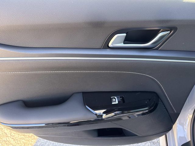 2026 Kia K5 GT-Line Image 19 of 30