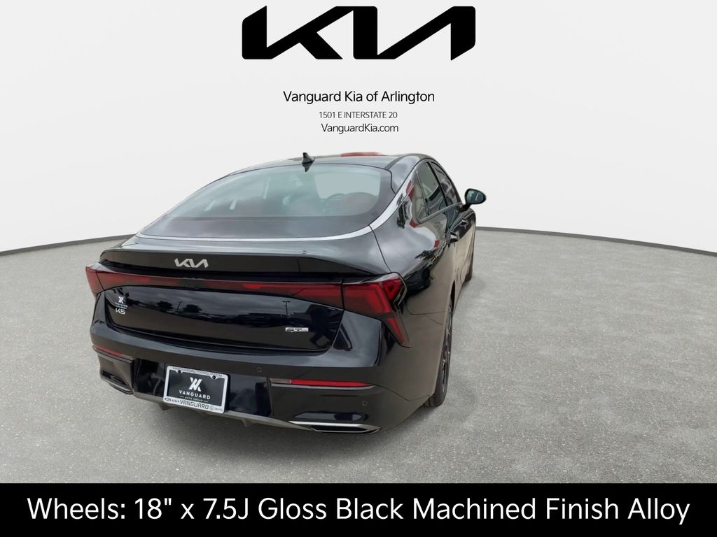 2026 Kia K5 GT-Line Image 3 of 24