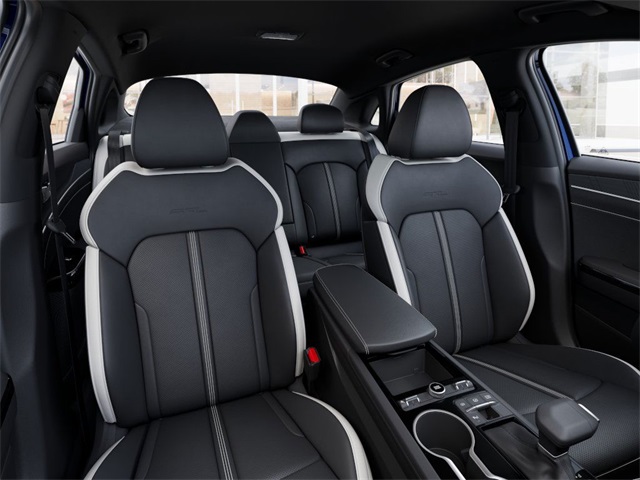 2026 Kia K5 GT-Line Image 12 of 27