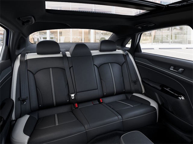2026 Kia K5 GT-Line Image 15 of 27