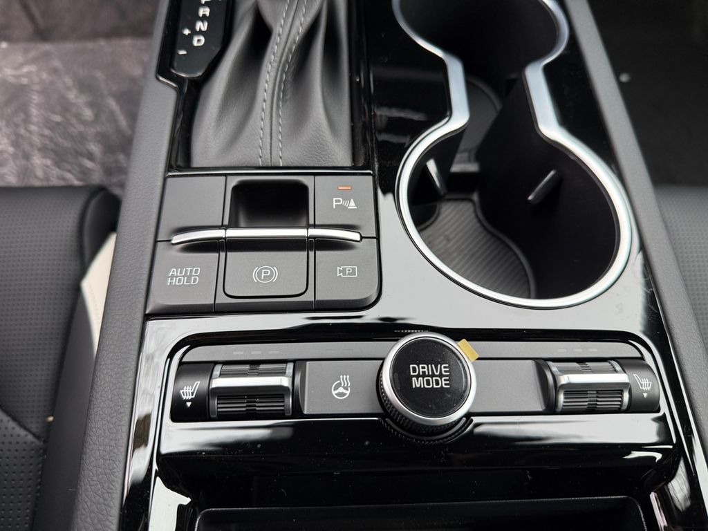 2026 Kia K5 GT-Line Image 22 of 29