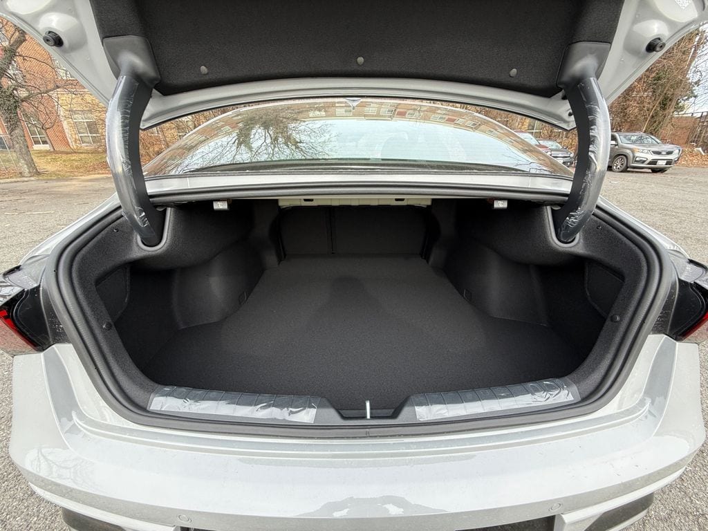 2026 Kia K5 GT-Line Image 10 of 29