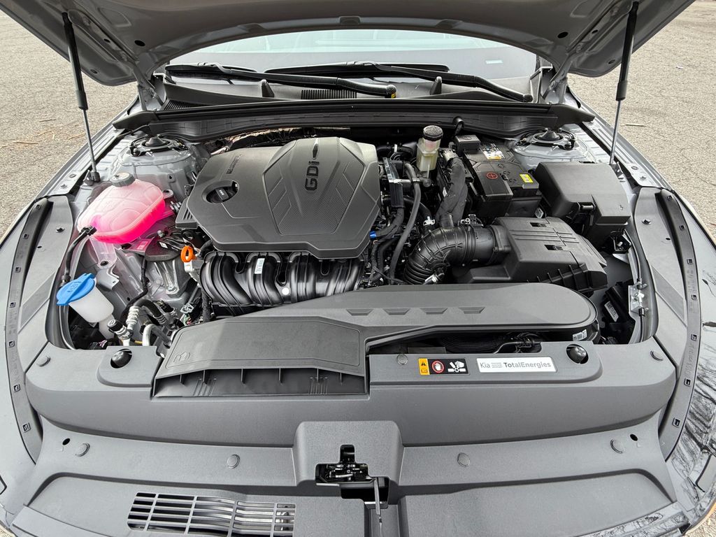 2026 Kia K5 GT-Line Image 9 of 29