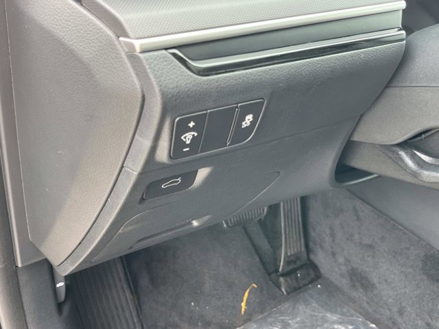 2026 Kia K5 LXS Image 29 of 31